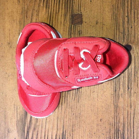 SOLD!! Red Reebok Infant Classic Shoes Size 2 - Picture 3 of 5